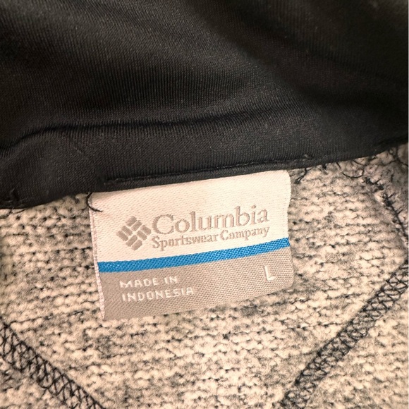 Columbia Women's Black and Gray Full-Zip Sweater Jacket - Picture 2 of 4